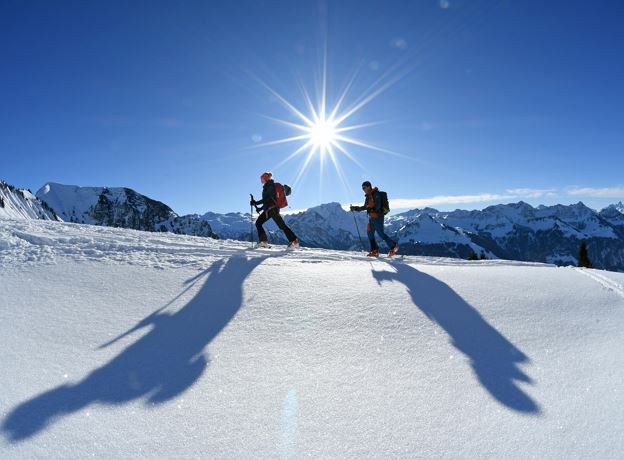 Verleih von Winterwander-Ausrüstung BergAKTIV