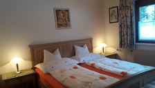 Double room, bath, toilet, 1 bed room