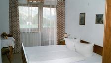 Double room, bath, toilet