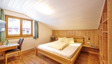 Double room, shower, toilet, 1 bed room