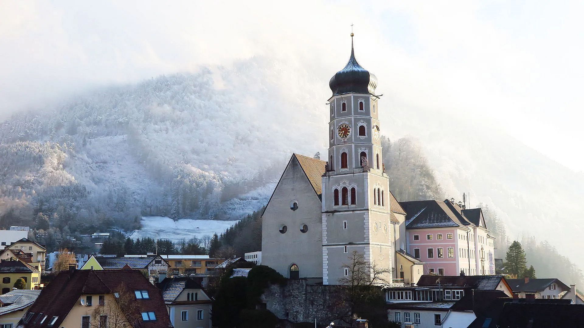 St. Laurentiuskirche im Winter